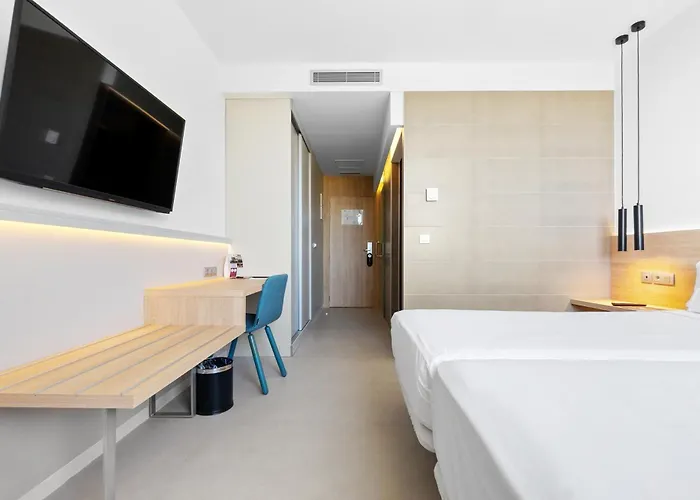 Hotel Areca 4*