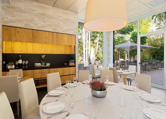 Hotel Areca 4*
