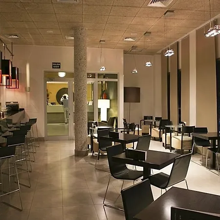 アレカ トレリャノ