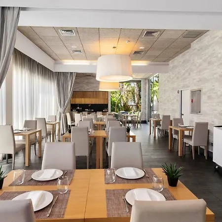 アレカ 4* トレリャノ